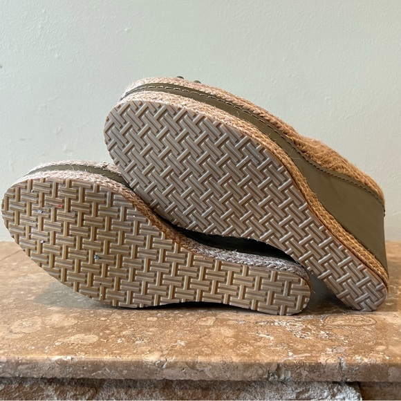 H by Halston green leather espadrille wedges • size 7.5 - Picture 4 of 7